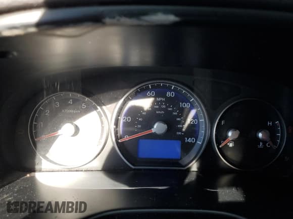 ✅ 2011 Hyundai Santa Fe GLS • VIN: 5XYZG3AB1BG083259 • Lot: 77814964. Listed on Copart with Not provided. Free auction sales archive from the USA and detailed vehicle history report at DreamBid. Image 9.