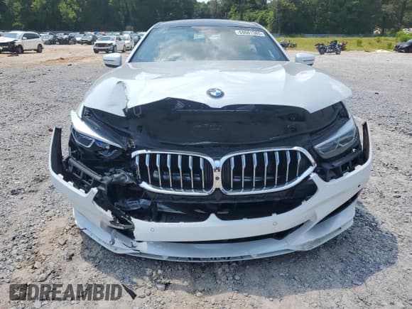 ✅ 2022 BMW 8 Series ALPINA B8 xDrive • VIN: WBAGX0C10NCK00670 • Lot: 68661365. Wystawiony na Copart z przebiegiem Nie podano. Bezpłatny archiwum sprzedaży aukcyjnych z USA i szczegółowy raport historii pojazdu na DreamBid. Zdjęcie 5.