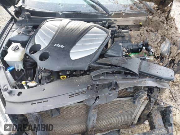 ✅ 2016 Kia Cadenza Premium • VIN: KNALN4D71G5215958 • Lot: 42887270. Wystawiony na IAAI z przebiegiem 144 207 mil. Bezpłatny archiwum sprzedaży aukcyjnych z USA i szczegółowy raport historii pojazdu na DreamBid. Zdjęcie 10.