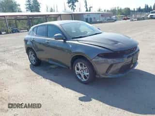 2024 Dodge Hornet R/T z VIN ZACPDFCW1R3A29169, wystawiony jako IAAI lot #42817430 z przebiegiem 10 698 mil mil oraz . Historia ofert i sprzedaży dostępna na DreamBid. Obrazek 1.