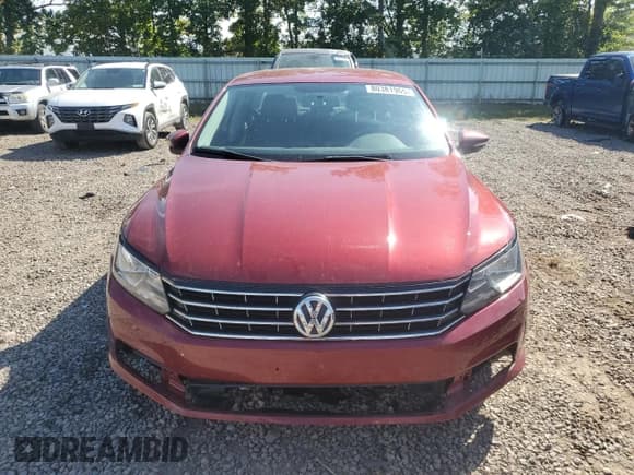 ✅ 2016 Volkswagen Passat S • VIN: 1VWAS7A30GC046935 • Lot: 80381965. Listed on Copart with 182,387 mi. Free auction sales archive from the USA and detailed vehicle history report at DreamBid. Image 5.