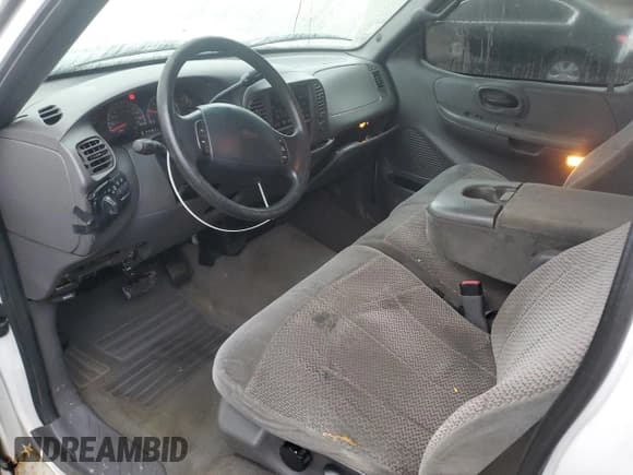 ✅ 1999 Ford F-150 • VIN: 1FTRX17W9XKA00127 • Лот: 89631055. Опубликован ранее на Copart с пробегом Не указан. Бесплатный доступ к архиву аукционных продаж из США и подробный отчёт об истории автомобиля на DreamBid. Изображение 8.