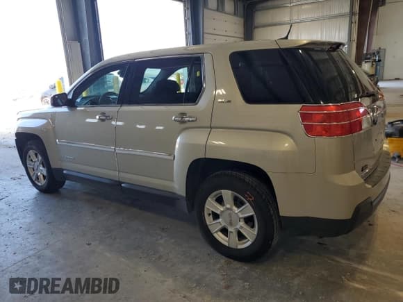 ✅ 2013 GMC Terrain SLE • VIN: 2GKALMEK6D6250275 • Лот: 81779685. Опубликован ранее на Copart с пробегом 136 430 миль. Бесплатный доступ к архиву аукционных продаж из США и подробный отчёт об истории автомобиля на DreamBid. Изображение 2.