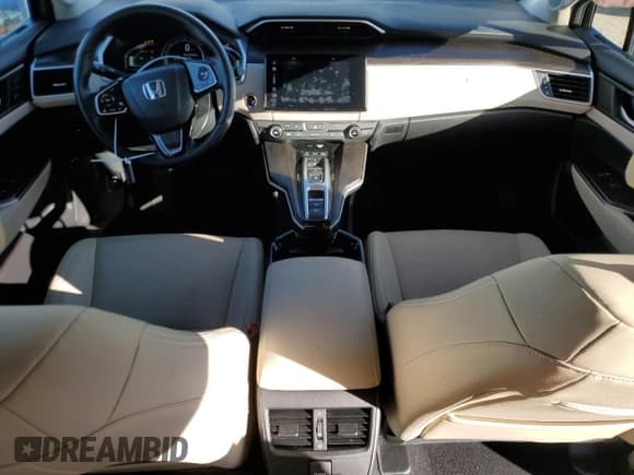 ✅ 2020 Honda Clarity Touring • VIN: JHMZC5F37LC002648 • Lot: 92726505. Wystawiony na Copart z przebiegiem 43 317 mil. Bezpłatny archiwum sprzedaży aukcyjnych z USA i szczegółowy raport historii pojazdu na DreamBid. Zdjęcie 8.