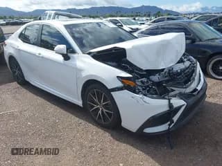 ✅ 2022 Toyota Camry SE • VIN: 4T1S11AK1NU687853 • Lot: 43437308. Listed on IAAI with 72,661 mi. Free auction sales archive from the USA and detailed vehicle history report at DreamBid. Image 1.