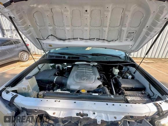 ✅ 2010 Toyota Tundra • VIN: 5TFEM5F16AX018762 • Lot: 81701485. Listed on Copart with 207,997 mi. Free auction sales archive from the USA and detailed vehicle history report at DreamBid. Image 7.