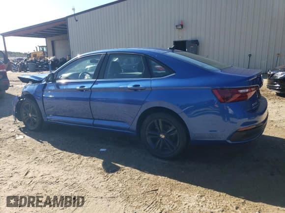 ✅ 2024 Volkswagen Jetta SE • VIN: 3VW7M7BU3RM076363 • Lot: 85664625. Listed on Copart with 49,441 mi. Free auction sales archive from the USA and detailed vehicle history report at DreamBid. Image 2.