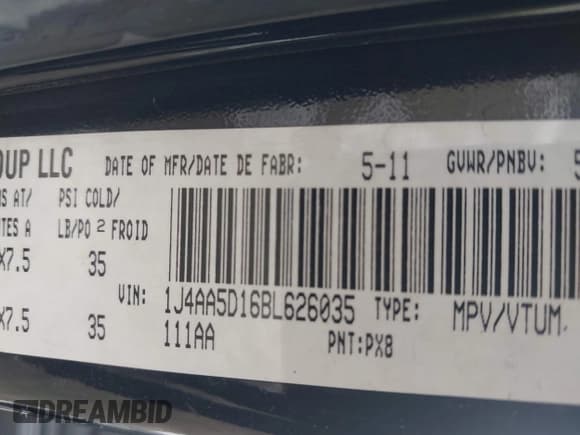 ✅ 2011 Jeep Wrangler Sahara • VIN: 1J4AA5D16BL626035 • Lot: 43878509. Wystawiony na IAAI z przebiegiem 208 265 mil. Bezpłatny archiwum sprzedaży aukcyjnych z USA i szczegółowy raport historii pojazdu na DreamBid. Zdjęcie 9.