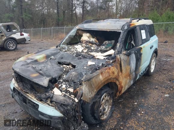 ✅ 2024 Ford Bronco Sport Heritage • VIN: 3FMCR9G61RRE62609 • Lot: 41517486. Listed on IAAI with Not provided. Free auction sales archive from the USA and detailed vehicle history report at DreamBid. Image 6.