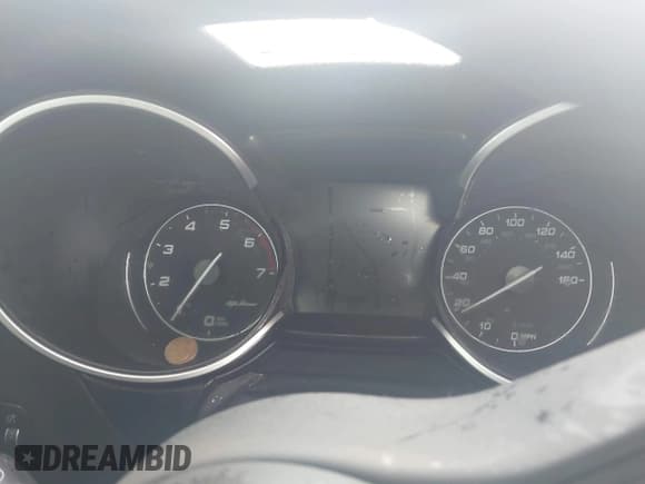 ✅ 2019 Alfa Romeo Stelvio Ti • VIN: ZASPAKBN9K7C51133 • Lot: 42276019. Wystawiony na IAAI z przebiegiem Nie podano. Bezpłatny archiwum sprzedaży aukcyjnych z USA i szczegółowy raport historii pojazdu na DreamBid. Zdjęcie 7.