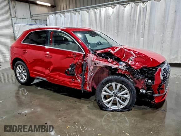 ✅ 2025 Audi Q3 S line Premium • VIN: WA1DECF32S1019520 • Lot: 96161175. Listed on Copart with 27,691 mi. Free auction sales archive from the USA and detailed vehicle history report at DreamBid. Image 4.