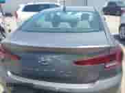 2019 Hyundai Elantra SEL z VIN 5NPD84LF4KH481832, wystawiony jako IAAI lot #42673181 z przebiegiem 85 259 mil mil oraz . Historia ofert i sprzedaży dostępna na DreamBid. Obrazek 16.