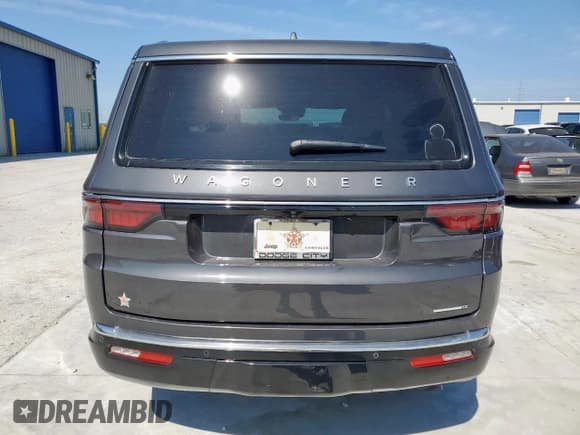 ✅ 2022 Jeep Wagoneer Series I • VIN: 1C4SJUAT8NS181432 • Lot: 69274015. Listed on Copart with 78,139 mi. Free auction sales archive from the USA and detailed vehicle history report at DreamBid. Image 6.