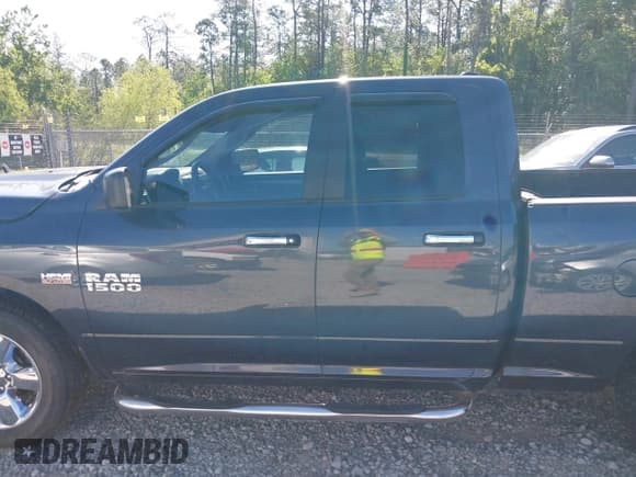 ✅ 2015 Ram 1500 SLT • VIN: 1C6RR6GT8FS512237 • Lot: 41976396. Listed on IAAI with 115,453 mi. Free auction sales archive from the USA and detailed vehicle history report at DreamBid. Image 14.