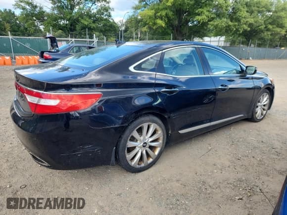 ✅ 2012 Hyundai Azera • VIN: KMHFH4JG9CA165917 • Лот: 68463545. Опубликован ранее на Copart с пробегом 144 751 миль. Бесплатный доступ к архиву аукционных продаж из США и подробный отчёт об истории автомобиля на DreamBid. Изображение 3.