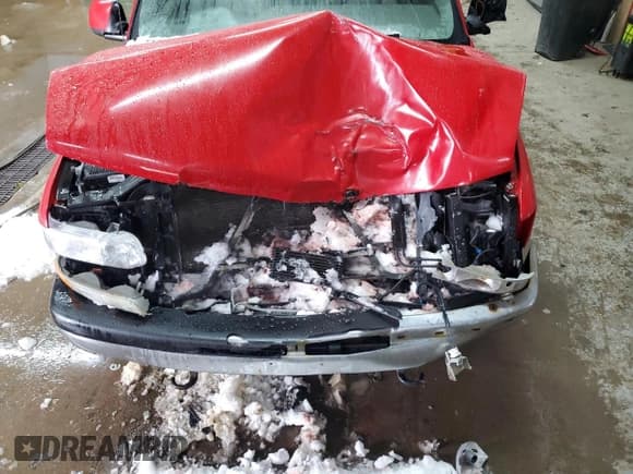 ✅ 2001 Chevrolet Suburban LS • VIN: 1GNFK16T41J216741 • Лот: 42114145. Опубликован ранее на Copart с пробегом 353 511 миль. Бесплатный доступ к архиву аукционных продаж из США и подробный отчёт об истории автомобиля на DreamBid. Изображение 12.