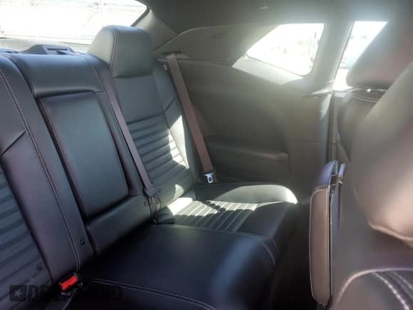 ✅ 2013 Dodge Challenger R/T • VIN: 2C3CDYBT3DH611444 • Lot: 45381905. Wystawiony na Copart z przebiegiem 115 727 mil. Bezpłatny archiwum sprzedaży aukcyjnych z USA i szczegółowy raport historii pojazdu na DreamBid. Zdjęcie 10.