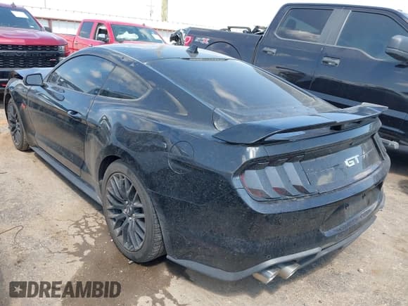 ✅ 2020 Ford Mustang GT • VIN: 1FA6P8CF7L5178862 • Lot: 43121880. Listed on IAAI with 58,992 mi. Free auction sales archive from the USA and detailed vehicle history report at DreamBid. Image 3.