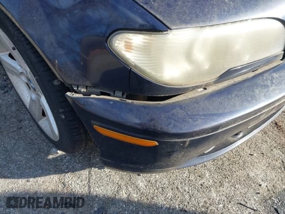 ✅ 2004 BMW 3 Series 325Ci • VIN: WBABW334X4PG97293 • Lot: 43835977. Listed on IAAI with 184,638 mi. Free auction sales archive from the USA and detailed vehicle history report at DreamBid. Image 6.