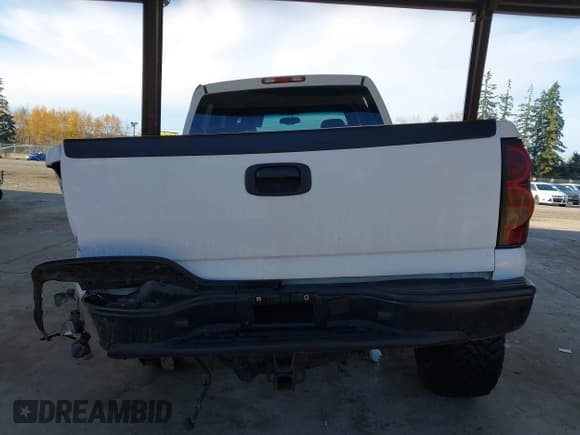 ✅ 2007 Chevrolet Silverado 1500HD LT2 • VIN: 1GCGK13U57F141148 • Лот: 43740885. Опубликован ранее на IAAI с пробегом 139 978 миль. Бесплатный доступ к архиву аукционных продаж из США и подробный отчёт об истории автомобиля на DreamBid. Изображение 17.