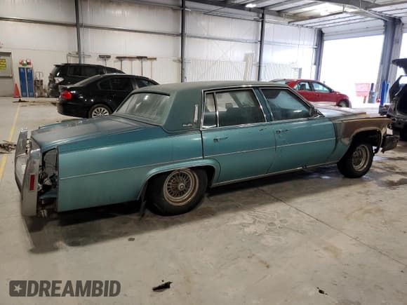 ✅ 1979 Cadillac DeVille • VIN: 6D69S99113612 • Lot: 47577295. Listed on Copart with Not provided. Free auction sales archive from the USA and detailed vehicle history report at DreamBid. Image 3.