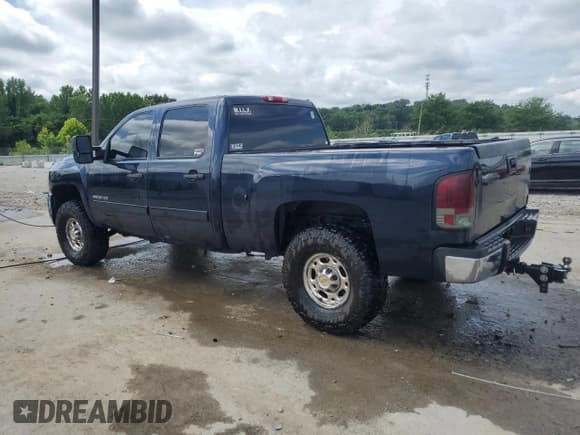 ✅ 2007 Chevrolet Silverado 2500HD 1LT • VIN: 1GCHK23607F514091 • Лот: 65231265. Опубликован ранее на Copart с пробегом 207 881 миль. Бесплатный доступ к архиву аукционных продаж из США и подробный отчёт об истории автомобиля на DreamBid. Изображение 2.