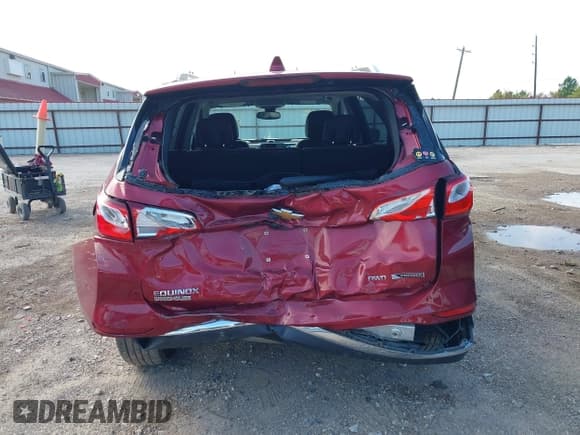 ✅ 2018 Chevrolet Equinox Premier • VIN: 2GNAXVEV5J6104209 • Lot: 43535725. Listed on IAAI with 94,074 mi. Free auction sales archive from the USA and detailed vehicle history report at DreamBid. Image 16.