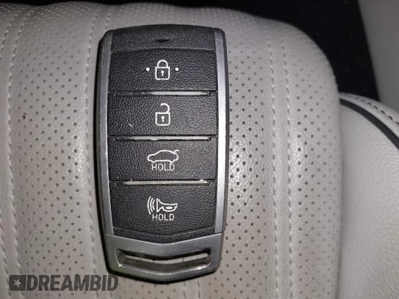 ✅ 2019 Genesis G70 Advanced • VIN: KMTG54LE6KU037582 • Lot: 42099548. Listed on IAAI with 63,044 mi. Free auction sales archive from the USA and detailed vehicle history report at DreamBid. Image 11.