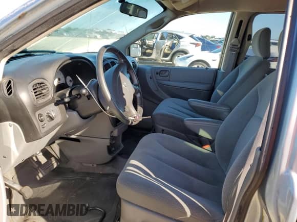 2005 Dodge Caravan SXT с VIN 2D4GP44L95R515634, выставлен на аукционе Copart как лот 74248204 с пробегом Не указан миль и Списание • Salvage title. История ставок и продаж доступна на DreamBid. Изображение 7.