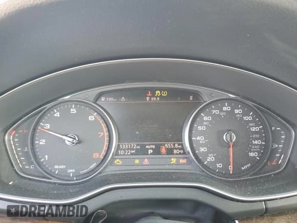 ✅ 2020 Audi Q5 Premium • VIN: WA1ANAFY5L2062070 • Lot: 81369675. Wystawiony na Copart z przebiegiem 133 172 mil. Bezpłatny archiwum sprzedaży aukcyjnych z USA i szczegółowy raport historii pojazdu na DreamBid. Zdjęcie 9.