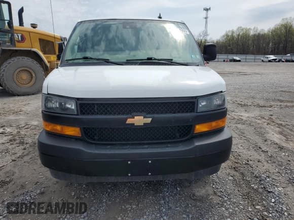 ✅ 2021 Chevrolet Express Cargo • VIN: 1GCWGAFP6M1214670 • Lot: 48985335. Listed on Copart with 109,544 mi. Free auction sales archive from the USA and detailed vehicle history report at DreamBid. Image 5.