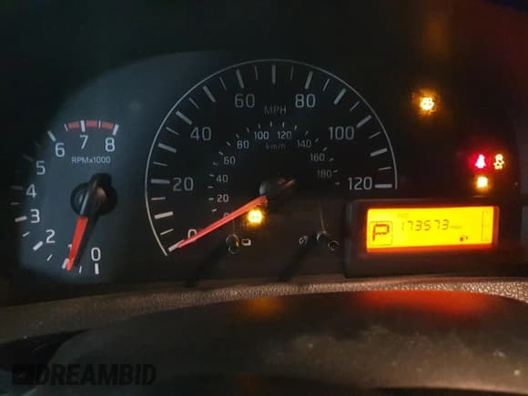 ✅ 2017 Nissan NV200 SV • VIN: 3N6CM0KN0HK693955 • Lot: 85694925. Wystawiony na Copart z przebiegiem 173 573 mil. Bezpłatny archiwum sprzedaży aukcyjnych z USA i szczegółowy raport historii pojazdu na DreamBid. Zdjęcie 9.