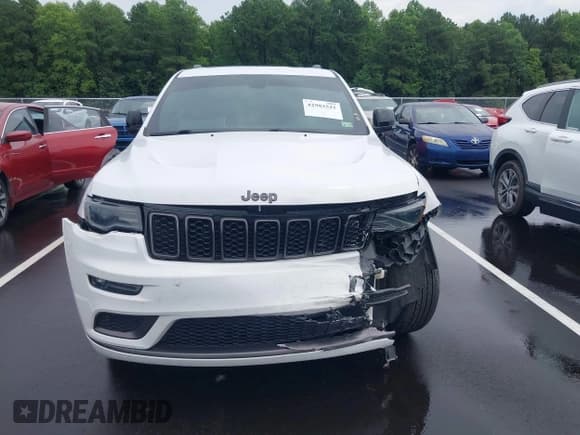 ✅ 2020 Jeep Grand Cherokee Limited X • VIN: 1C4RJFBT2LC385577 • Лот: 42983521. Опубликован ранее на IAAI с пробегом 67 074 миль. Бесплатный доступ к архиву аукционных продаж из США и подробный отчёт об истории автомобиля на DreamBid. Изображение 12.