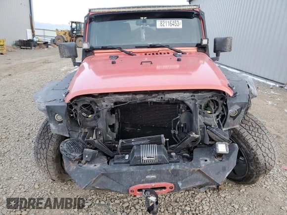 ✅ 2018 Jeep Wrangler Unlimited Sport S • VIN: 1C4HJWDG2JL920979 • Lot: 82116453. Wystawiony na Copart z przebiegiem 71 177 mil. Bezpłatny archiwum sprzedaży aukcyjnych z USA i szczegółowy raport historii pojazdu na DreamBid. Zdjęcie 5.