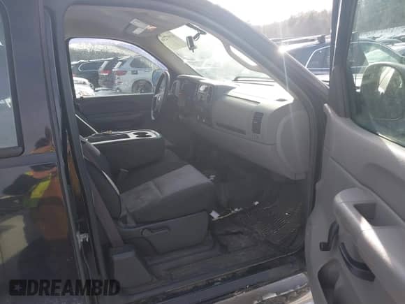 2008 Chevrolet Silverado 1500 Work Truck with VIN 1GCEC19X88Z326767, listed as a IAAI auction lot 41597236 with 196,007 mi miles and . Bid and sale history available at DreamBid. Image 5.