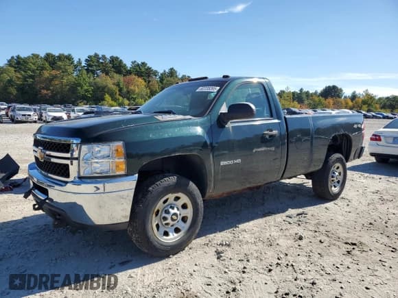 ✅ 2013 Chevrolet Silverado 2500HD Work Truck • VIN: 1GC0KVCGXDZ274825 • Лот: 82235265. Опубликован ранее на Copart с пробегом 85 044 миль. Бесплатный доступ к архиву аукционных продаж из США и подробный отчёт об истории автомобиля на DreamBid. Изображение 1.
