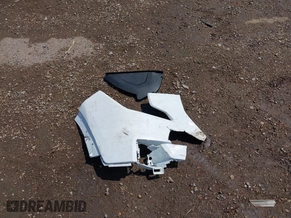 ✅ 2024 GMC Terrain SLE • VIN: 3GKALMEG3RL325268 • Lot: 43335821. Wystawiony na IAAI z przebiegiem 15 068 mil. Bezpłatny archiwum sprzedaży aukcyjnych z USA i szczegółowy raport historii pojazdu na DreamBid. Zdjęcie 12.