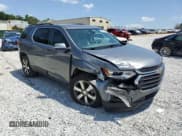 ✅ 2021 Chevrolet Traverse LT • VIN: 1GNERHKW6MJ222299 • Lot: 66396234. Wystawiony na Copart z przebiegiem 63 757 mil. Bezpłatny archiwum sprzedaży aukcyjnych z USA i szczegółowy raport historii pojazdu na DreamBid. Zdjęcie 4.