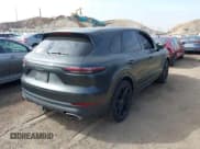 ✅ 2019 Porsche Cayenne • VIN: WP1AA2AY1KDA06319 • Lot: 41568756. Wystawiony na IAAI z przebiegiem 55 190 mil. Bezpłatny archiwum sprzedaży aukcyjnych z USA i szczegółowy raport historii pojazdu na DreamBid. Zdjęcie 4.