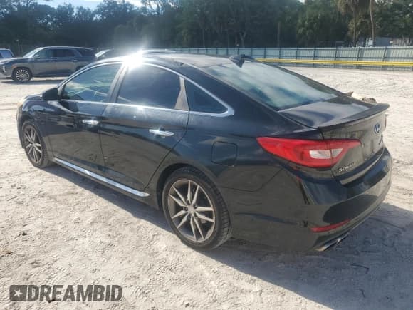 ✅ 2015 Hyundai Sonata Sport • VIN: 5NPE34AB6FH102726 • Lot: 81548055. Wystawiony na Copart z przebiegiem 166 859 mil. Bezpłatny archiwum sprzedaży aukcyjnych z USA i szczegółowy raport historii pojazdu na DreamBid. Zdjęcie 2.