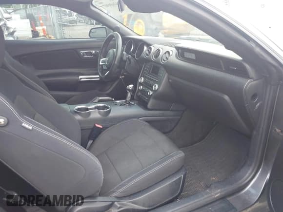 ✅ 2016 Ford Mustang V6 • VIN: 1FA6P8AM0G5316751 • Lot: 42609307. Listed on IAAI with 152,169 mi. Free auction sales archive from the USA and detailed vehicle history report at DreamBid. Image 5.