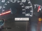 ✅ 2005 Toyota Camry LE • VIN: 4T1BF30K15U608423 • Lot: 43289214. Listed on IAAI with 210,280 mi. Free auction sales archive from the USA and detailed vehicle history report at DreamBid. Image 15.