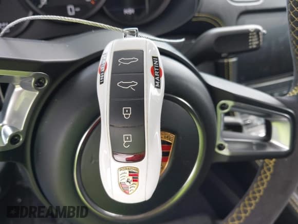 ✅ 2021 Porsche 718 Spyder • VIN: WP0CC2A89MS240128 • Lot: 42670527. Wystawiony na IAAI z przebiegiem 40 944 mil. Bezpłatny archiwum sprzedaży aukcyjnych z USA i szczegółowy raport historii pojazdu na DreamBid. Zdjęcie 11.