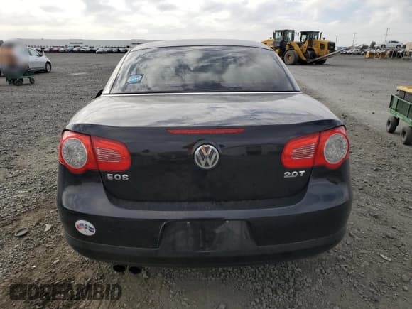 ✅ 2009 Volkswagen Eos Komfort • VIN: WVWBA71FX9V001304 • Lot: 85843225. Wystawiony na Copart z przebiegiem 73 217 mil. Bezpłatny archiwum sprzedaży aukcyjnych z USA i szczegółowy raport historii pojazdu na DreamBid. Zdjęcie 6.