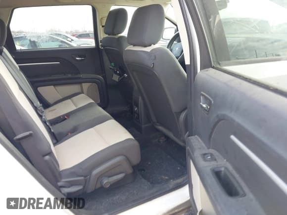 ✅ 2009 Dodge Journey SXT • VIN: 3D4GG57V19T247930 • Lot: 43671693. Listed on IAAI with 198,556 mi. Free auction sales archive from the USA and detailed vehicle history report at DreamBid. Image 8.