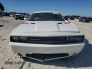 ✅ 2014 Dodge Challenger R/T • VIN: 2C3CDYBT6EH111084 • Lot: 75554464. Wystawiony na Copart z przebiegiem 206 513 mil. Bezpłatny archiwum sprzedaży aukcyjnych z USA i szczegółowy raport historii pojazdu na DreamBid. Zdjęcie 5.