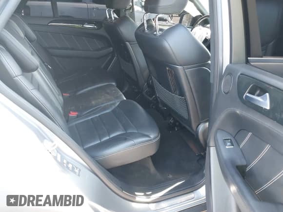 ✅ 2013 Mercedes-Benz M 63 AMG • VIN: 4JGDA7EB9DA155725 • Lot: 41502675. Wystawiony na IAAI z przebiegiem 64 849 mil. Bezpłatny archiwum sprzedaży aukcyjnych z USA i szczegółowy raport historii pojazdu na DreamBid. Zdjęcie 8.