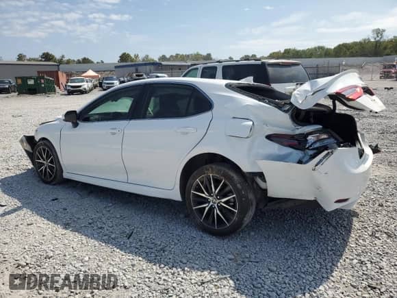 2024 Toyota Camry SE with VIN 4T1T11AKXRU843902, listed as a Copart auction lot 80019565 with 43,096 mi miles and Salvage title. Bid and sale history available at DreamBid. Image 2.