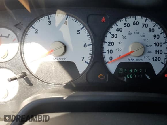 ✅ 2008 Dodge 1500 SLT • VIN: 1D7HA18248S521174 • Лот: 77666174. Опубликован ранее на Copart с пробегом 288 711 миль. Бесплатный доступ к архиву аукционных продаж из США и подробный отчёт об истории автомобиля на DreamBid. Изображение 9.