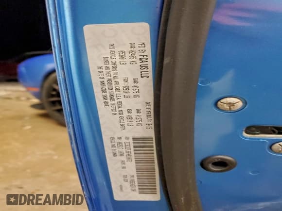 ✅ 2015 Dodge Challenger R/T Scat Pack • VIN: 2C3CDZFJ6FH910072 • Lot: 94411885. Wystawiony na Copart z przebiegiem 2 740 mil. Bezpłatny archiwum sprzedaży aukcyjnych z USA i szczegółowy raport historii pojazdu na DreamBid. Zdjęcie 12.